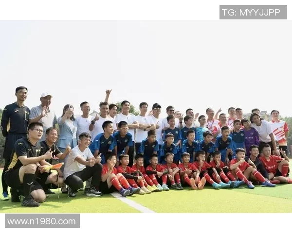 香港足球明星队奇瑞携手青少年足球发展助力本地体育事业腾飞